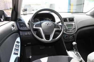 2012 Hyundai Accent  5dr HB Auto GS