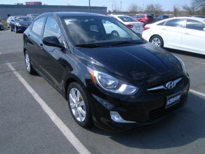 2012 Hyundai Accent  GLS