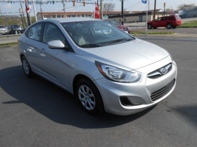 2012 Hyundai Accent  GLS