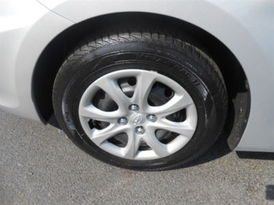 2012 Hyundai Accent  GLS