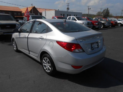 2012 Hyundai Accent  GLS