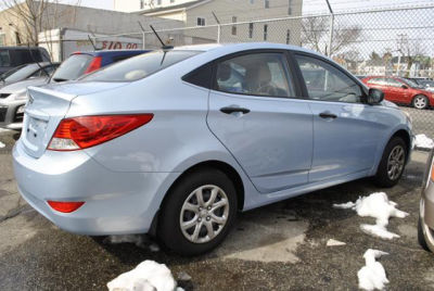 2012 Hyundai Accent  GLS