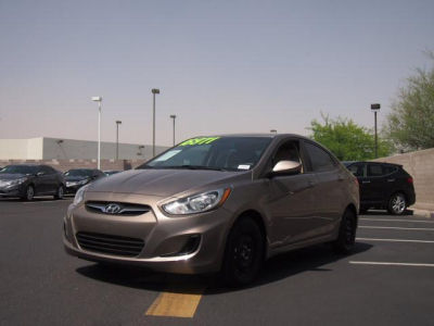 2012 Hyundai Accent GLS