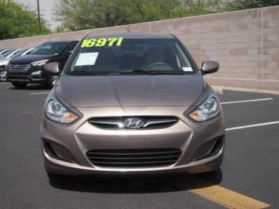 2012 Hyundai Accent GLS