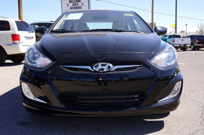 2012 Hyundai Accent  GLS