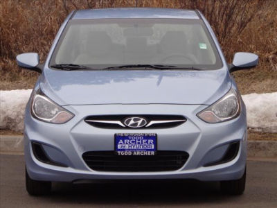 2012 Hyundai Accent  GLS