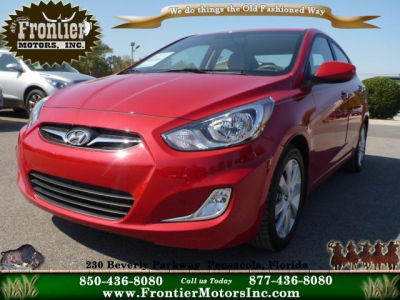 2013 Hyundai Accent  GLS