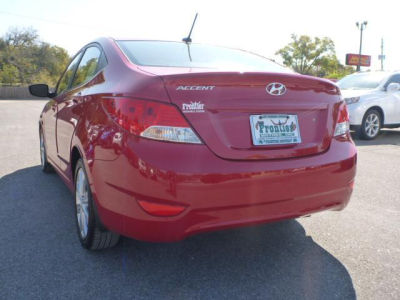 2013 Hyundai Accent  GLS