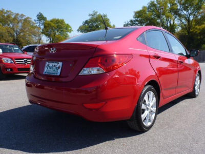 2013 Hyundai Accent  GLS