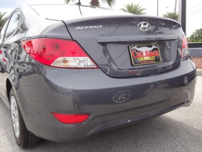 2012 Hyundai Accent GLS