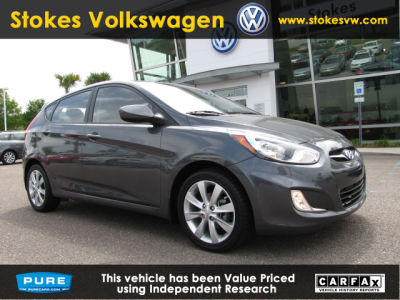 2012 Hyundai Accent SE
