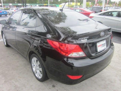 2012 Hyundai Accent  GLS