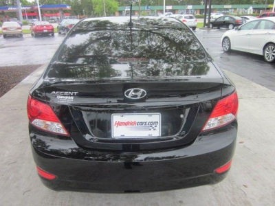 2012 Hyundai Accent  GLS