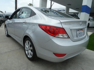 2012 Hyundai Accent  GLS