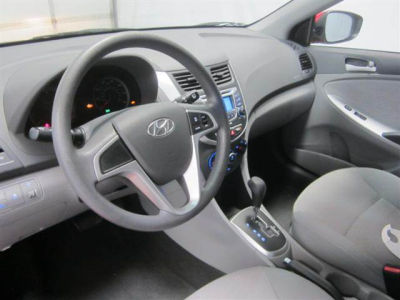 2012 Hyundai Accent  GS