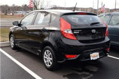 2012 Hyundai Accent GS