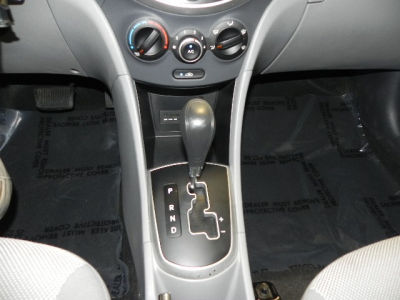 2012 Hyundai Accent  GS