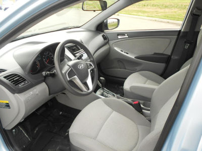 2012 Hyundai Accent GS