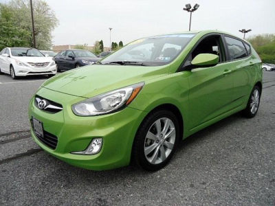 2012 Hyundai Accent  SE