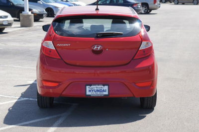 2012 Hyundai Accent  SE