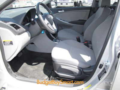2013 Hyundai Accent  GLS