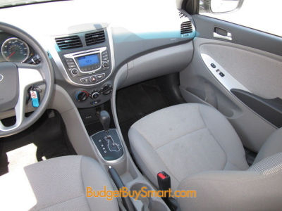 2013 Hyundai Accent  GLS