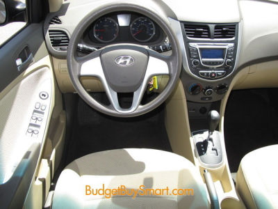 2013 Hyundai Accent  GLS