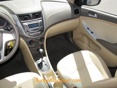 2013 Hyundai Accent  GLS