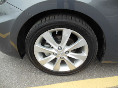 2012 Hyundai Accent  SE