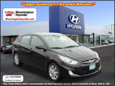2012 Hyundai Accent  SE
