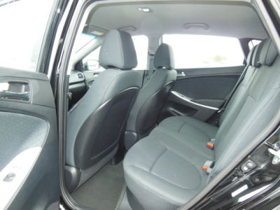 2012 Hyundai Accent  SE