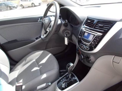 2013 Hyundai Accent  GLS
