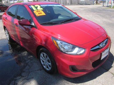 2012 Hyundai Accent  GLS
