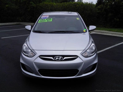 2013 Hyundai Accent  GLS