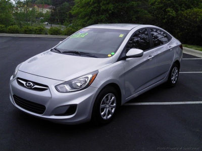 2013 Hyundai Accent  GLS