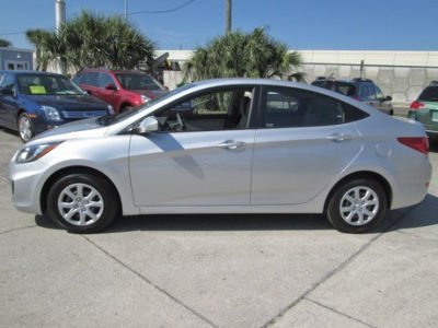 2012 Hyundai Accent  GLS