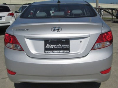 2012 Hyundai Accent  GLS