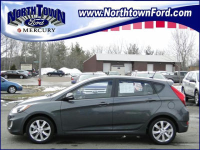 2013 Hyundai Accent  GS