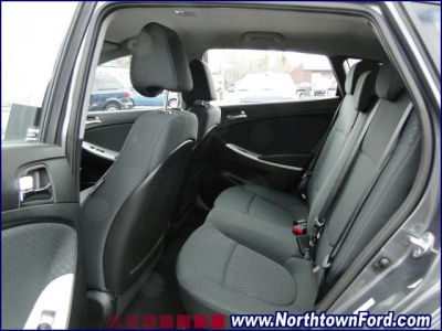 2013 Hyundai Accent  GS