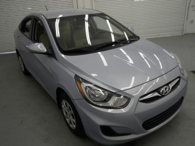 2012 Hyundai Accent  GLS