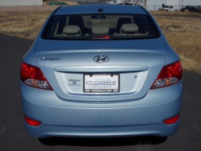 2012 Hyundai Accent  GLS