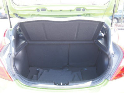 2012 Hyundai Accent  SE