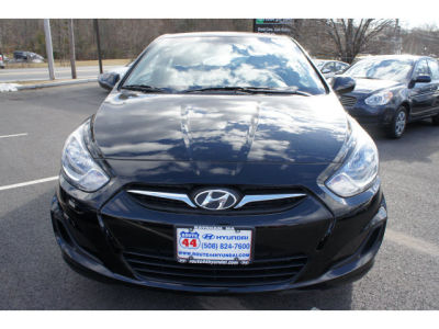 2012 Hyundai Accent  GS