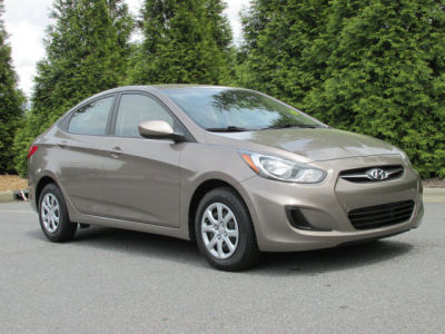 2013 Hyundai Accent  GLS