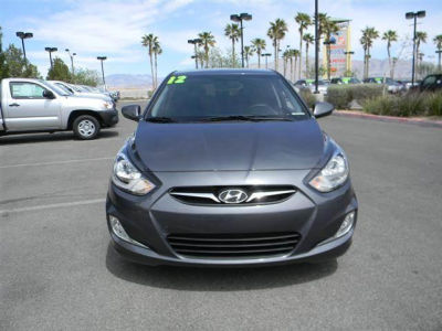 2012 Hyundai Accent  SE