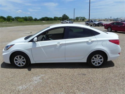 2013 Hyundai Accent  GLS