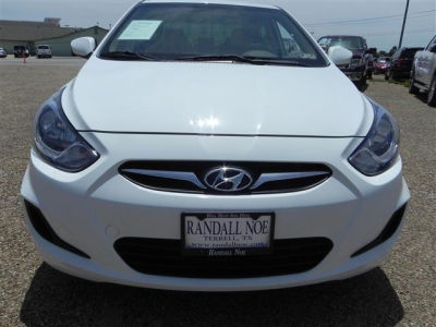 2013 Hyundai Accent  GLS