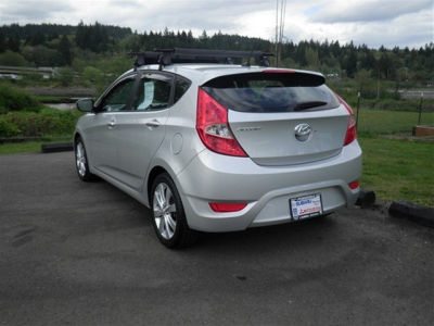 2012 Hyundai Accent SE