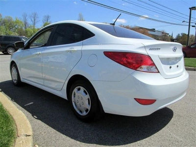 2012 Hyundai Accent  GLS