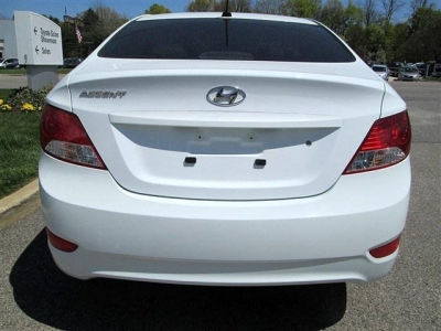 2012 Hyundai Accent  GLS